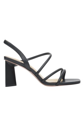 womenand-39-s-black-block-heel-strappy-sandals-estro-er00111624