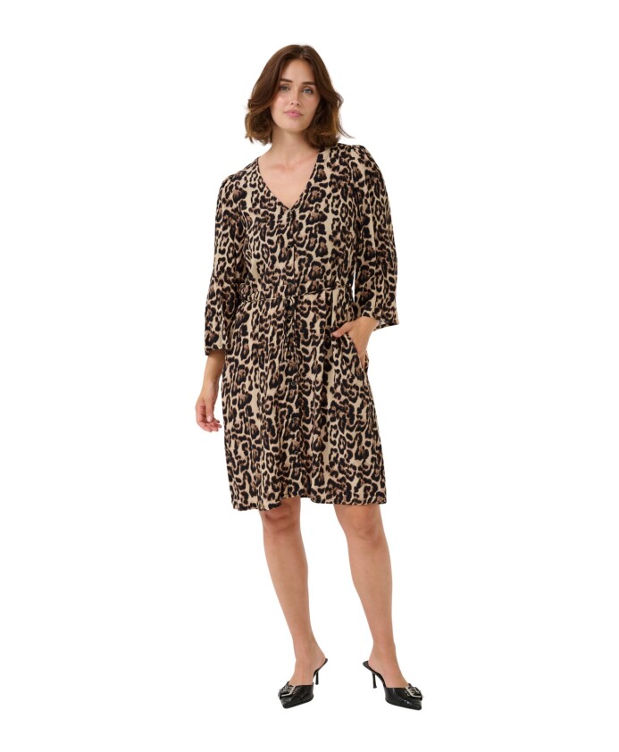 robe-courte-a-imprime-leopard