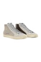sneakers-en-daim-decoupe-au-laser