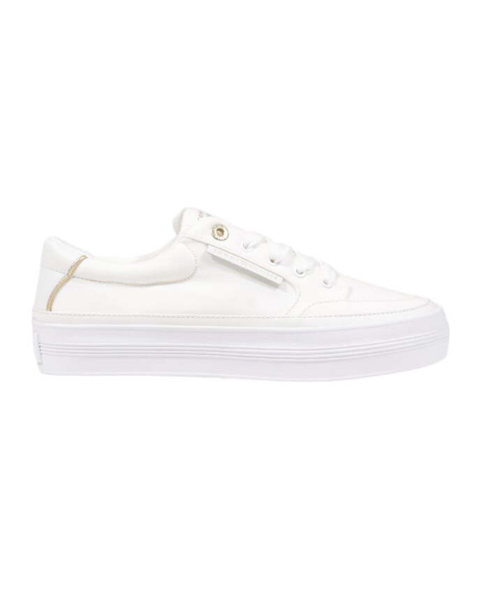 baskets-plateforme-blanches