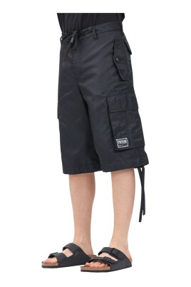 black-urban-cargo-shorts
