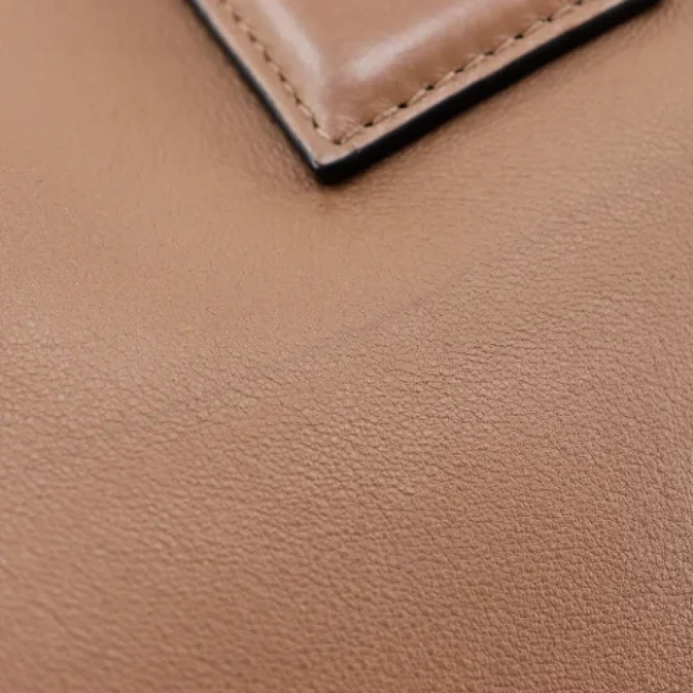 Loewe Pre-owned Leather travel-bags Brown Dames