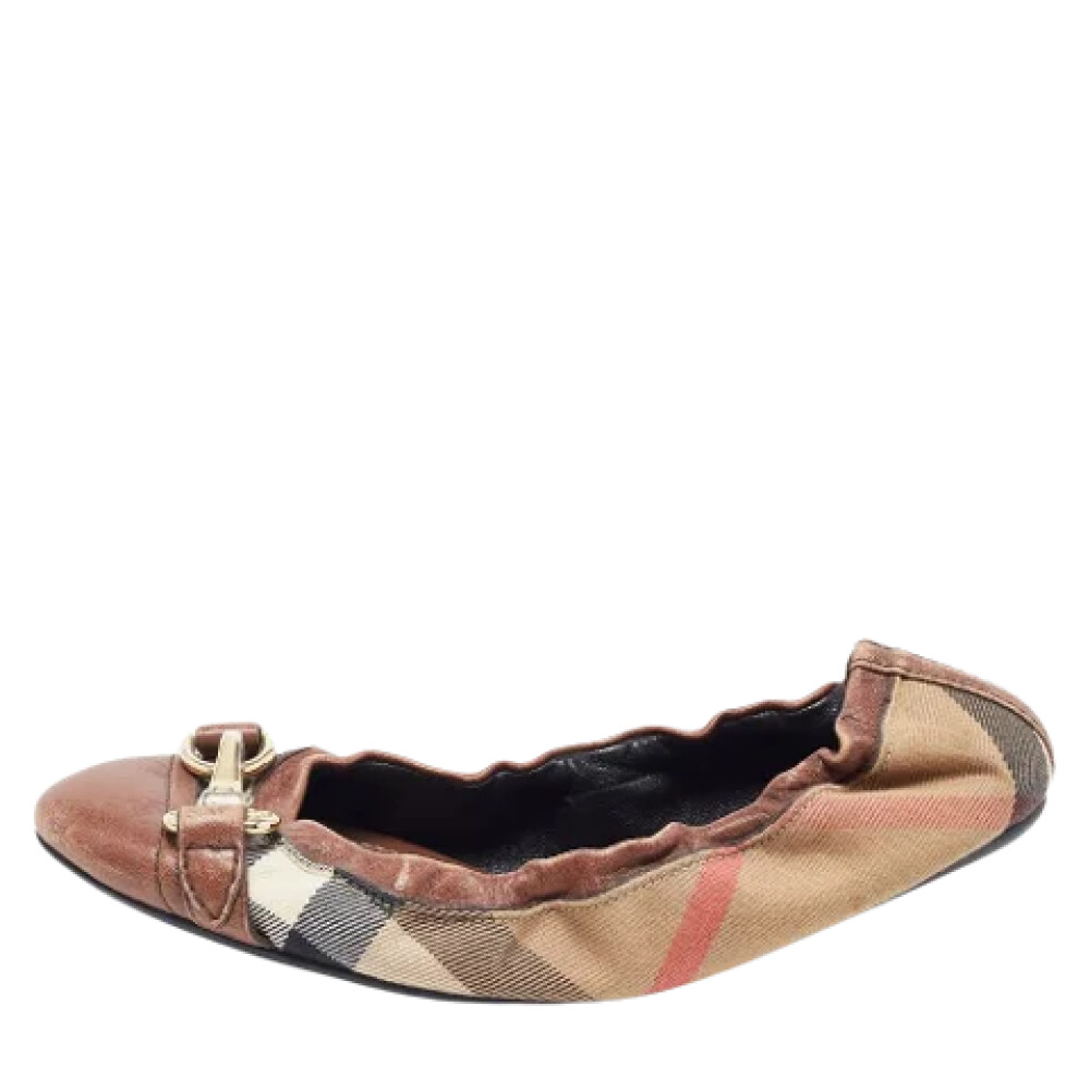 Burberry hotsell canvas flats