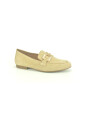 camelkleurige-suede-mocassin-met-plateauzool