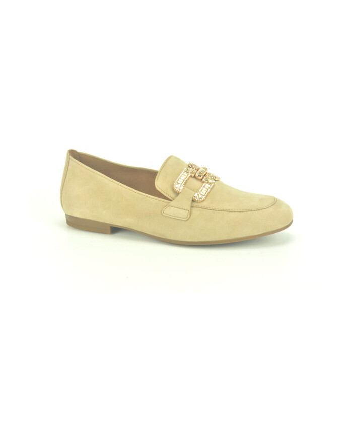 camelkleurige-suede-mocassin-met-plateauzool