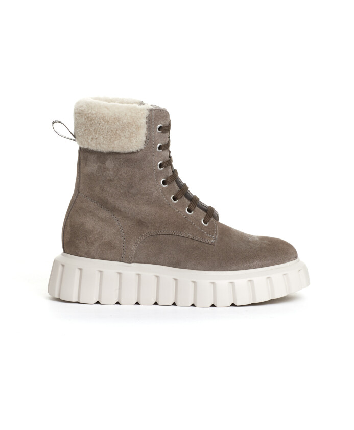 grijze-suede-amfibie-met-ecomontone