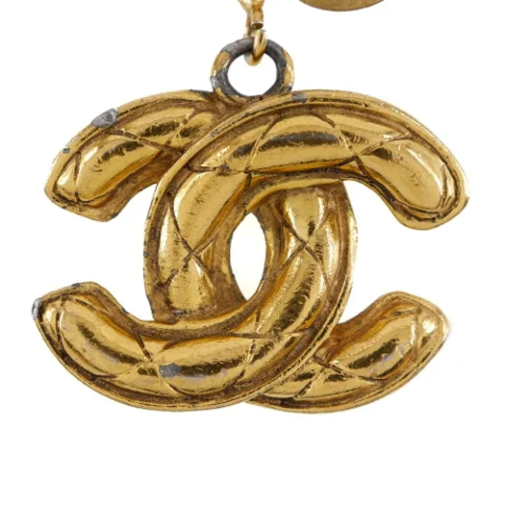 Chanel Vintage Pre-owned Metal key-holders Yellow Dames