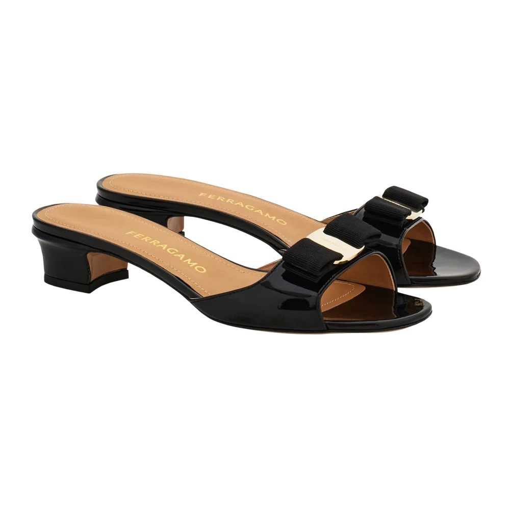 Ferragamo Women's Black Leather Sandals
