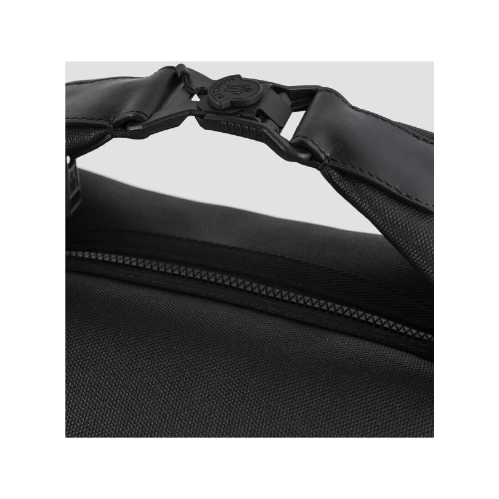 Moncler Nakoa Zwarte Tas met Gesp Sluiting Black Dames