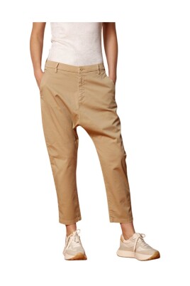 khaki-gulerodspas-chino-bukser