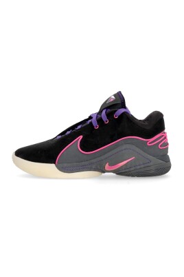 lebron-xxii-basketball-shoe