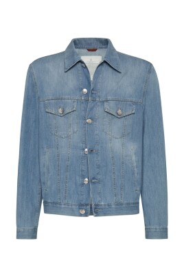 manteau-bleu-clair-avec-fermeture-a-boutons