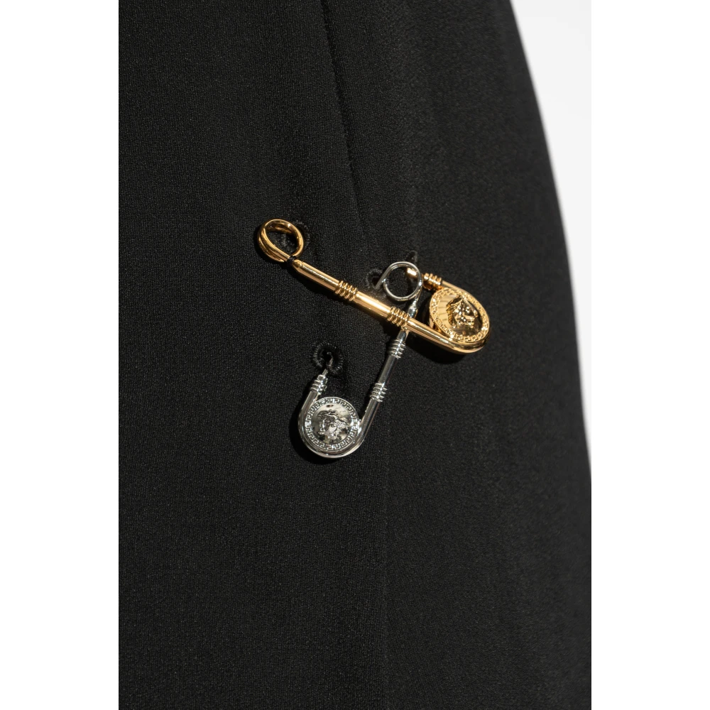 Versace Jurk met decoratieve veiligheidsspelden Black Dames