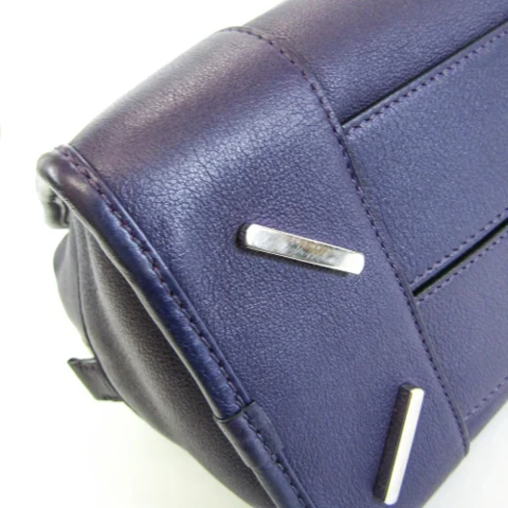 Loewe Pre-owned Leather handbags Purple Dames