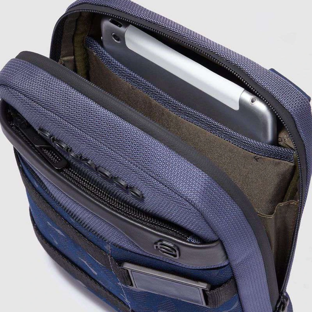 Piquadro Stijlvolle Crossbody Tas voor Dagelijks Gebruik Blue Unisex