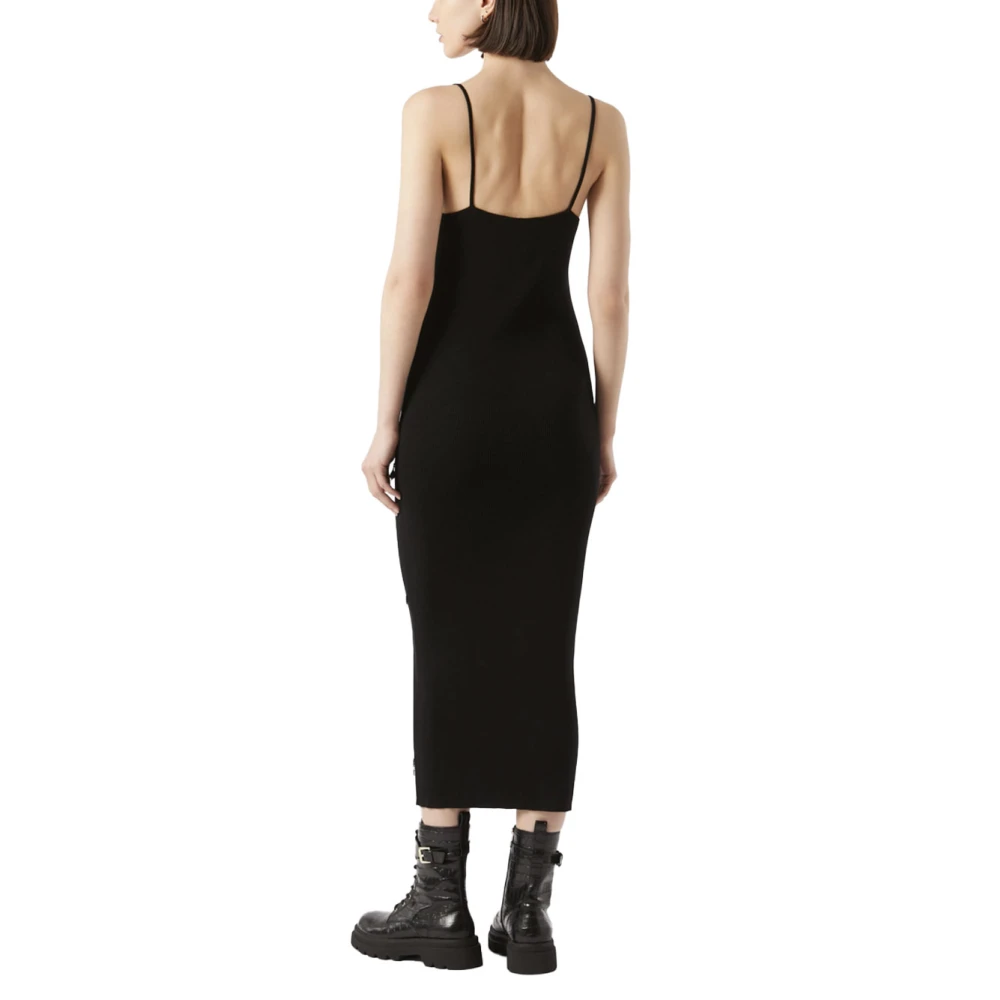 Pennyblack Geribbelde gebreide schede jurk met kralenhangers Black Dames
