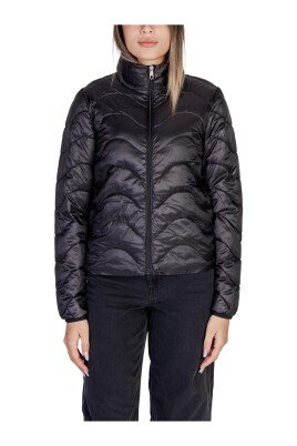 veste-rembourree-noire-modele-wavy