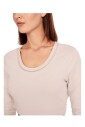 beige-t-shirt-met-j15-design