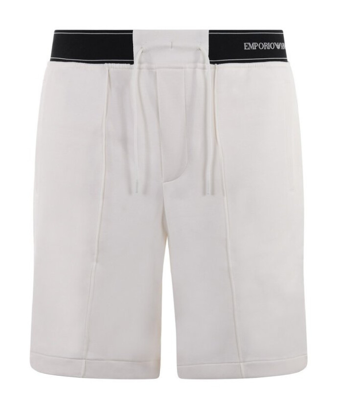 short-decontracte-blanc-chaud-a-cordon-de-serrage