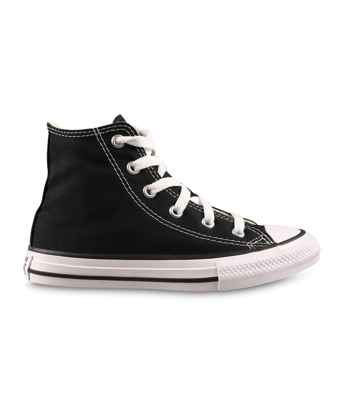 zwarte-canvas-sneakers-met-rubberen-zool