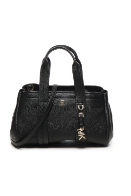 sac-a-bandouliere-en-cuir-martele-noir