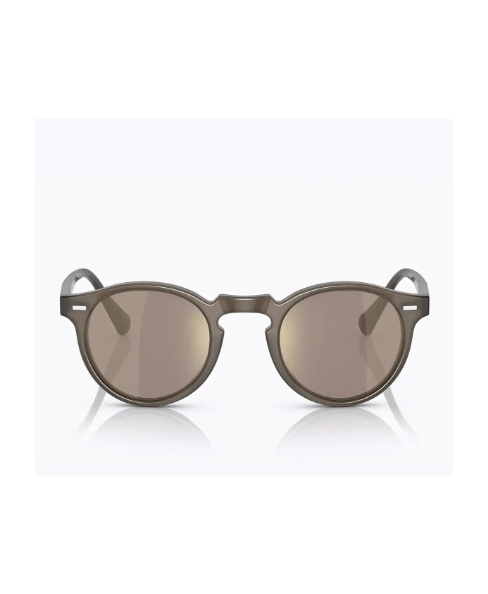 gregory-peck-sunglasses-photochromatic-style