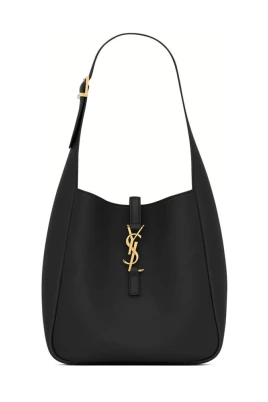 Le 5 À 7 Supple Small Bag