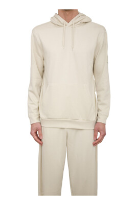 ivory-sweatshirt-casual-fashion-style
