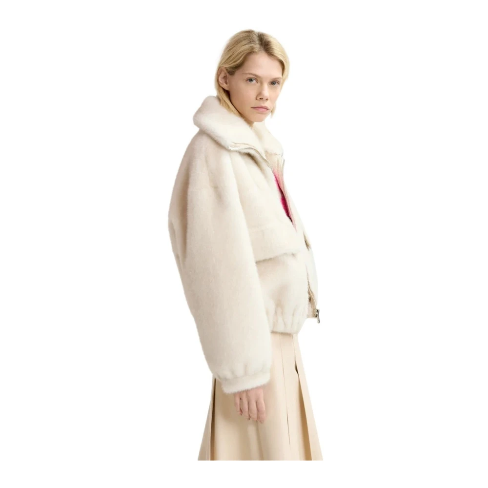 Essentiel Antwerp Witte Nep Bont Bomberjack Beige Dames