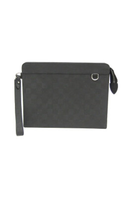 pre-owned-canvas-clutches