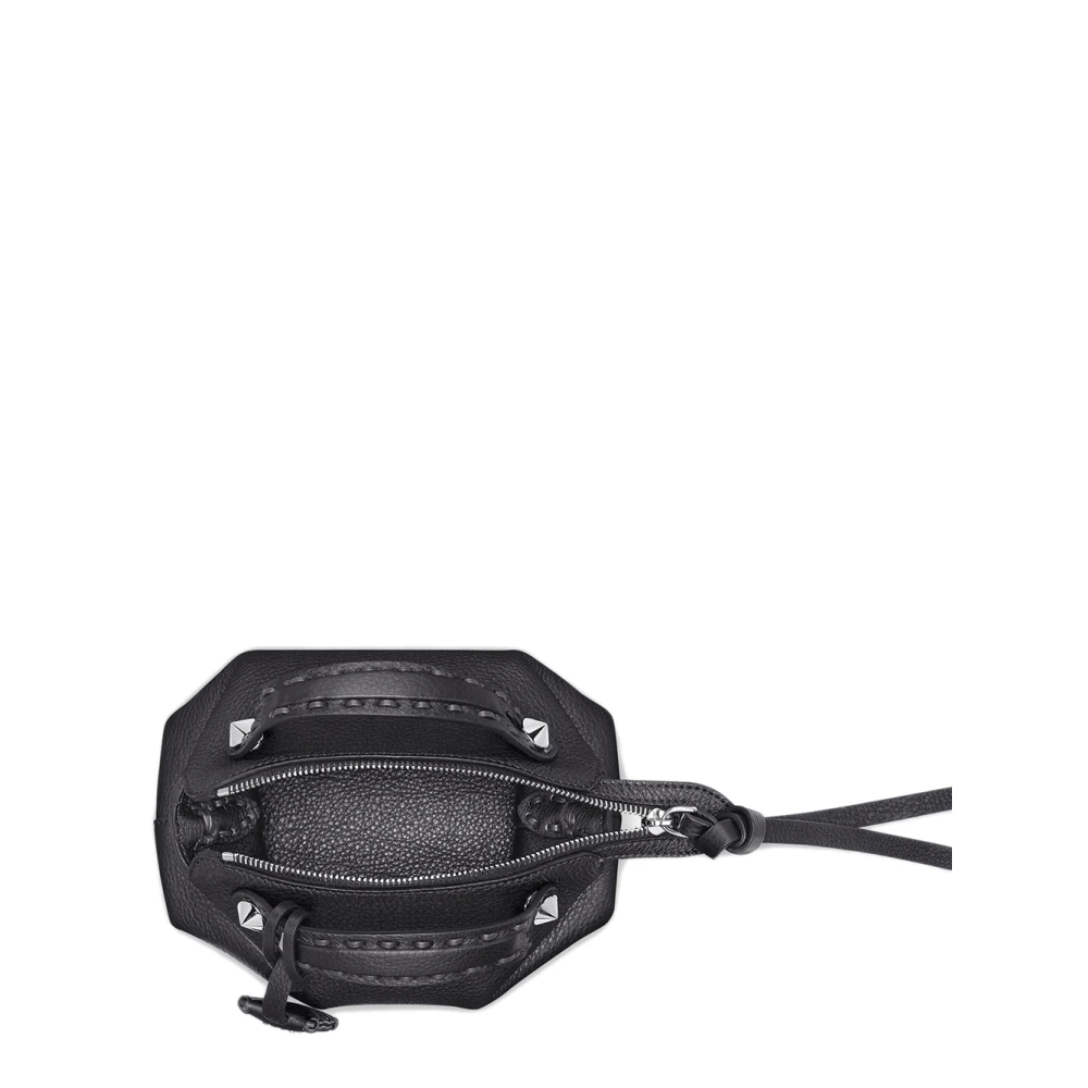 Fendi Zwarte leren handtas met aanpasbare hanger Black Dames