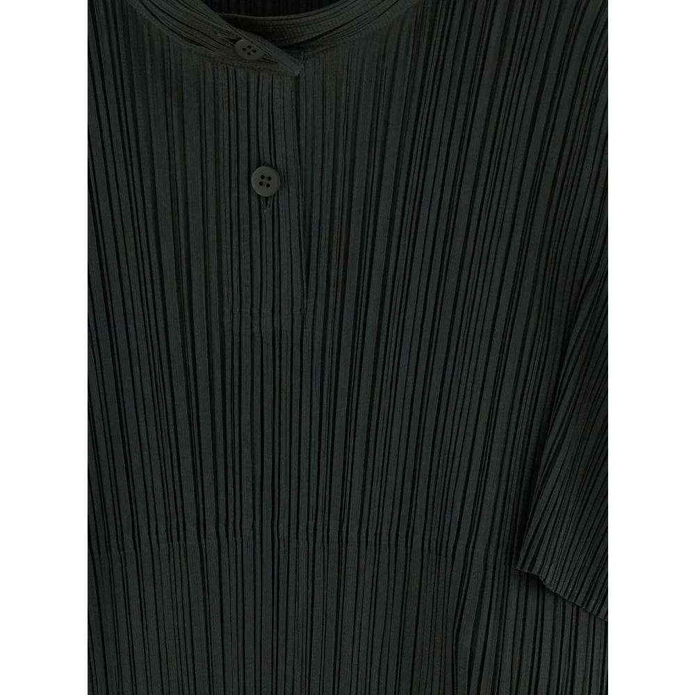 Issey Miyake Geplooide Polyester Jurk Black Dames