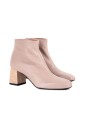 beige-heeled-boots