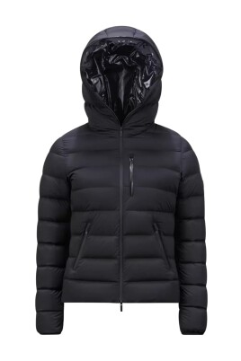 black-puffer-jacket-with-hood