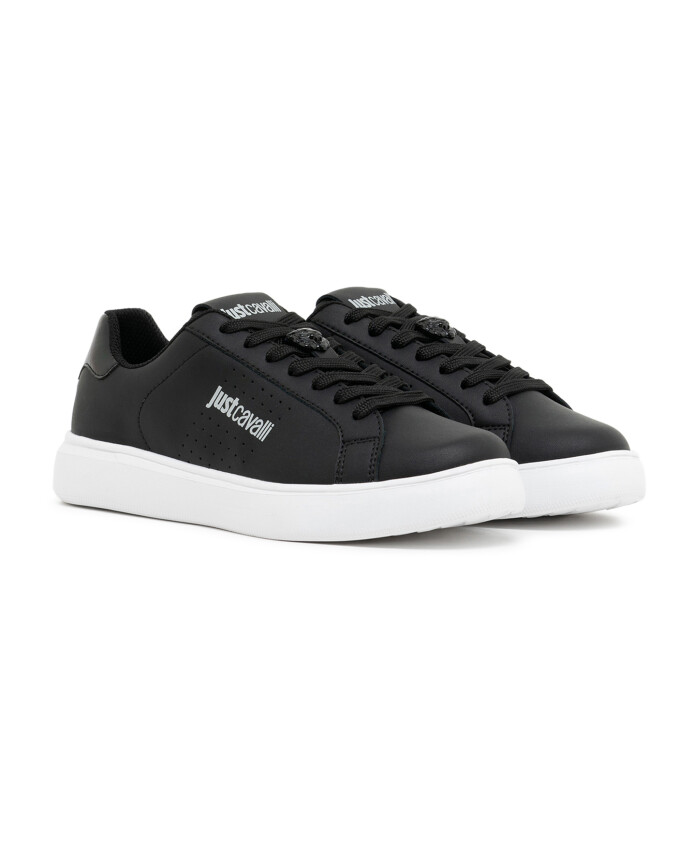 baskets-noires-chaussures