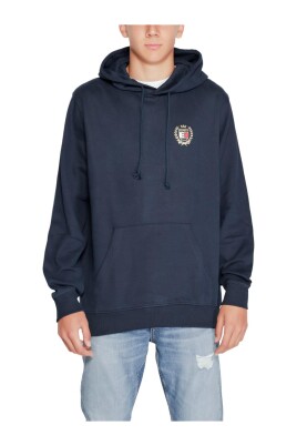 blue-crest-hoodie-classic-style