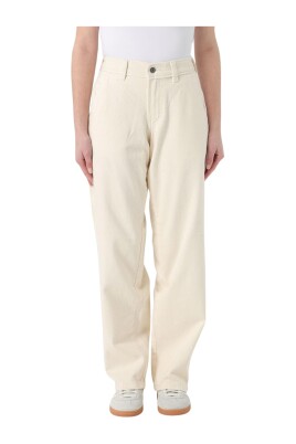 modern-relaxed-fit-blue-jeans