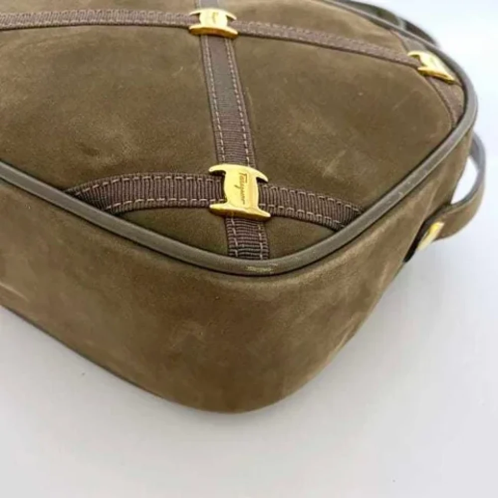 Salvatore Ferragamo Pre-owned Suede shoulder-bags Brown Dames