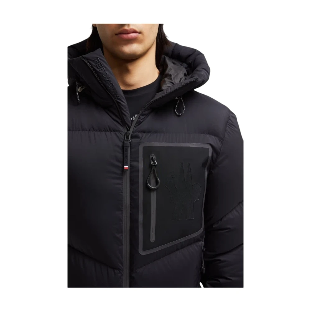 Moncler Zwarte gewatteerde jas met capuchon voor buitenactiviteiten Black Heren