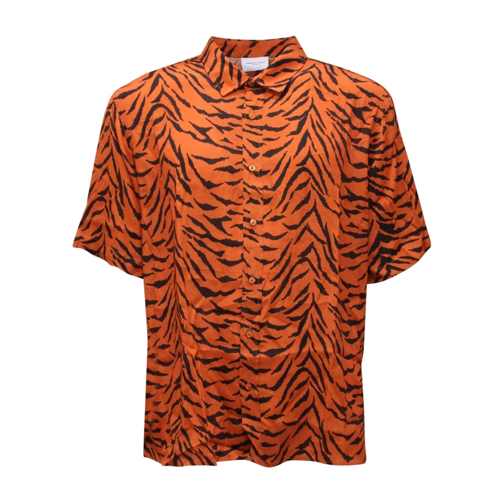 Shirts > Short Sleeve Shirts - - Family First - Modalova