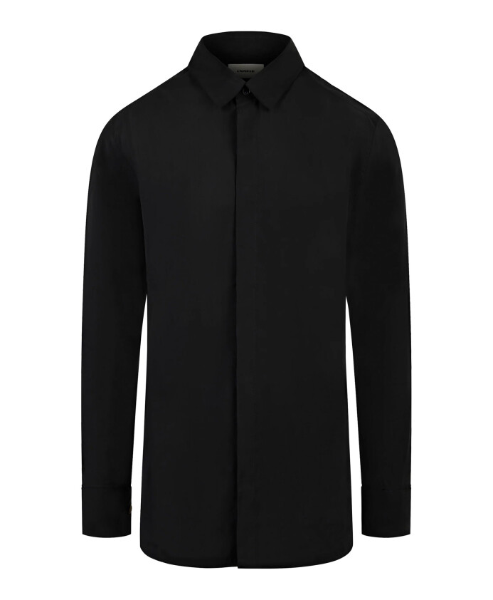 chemise-unie-avec-logo-et-fermeture-boutonnee