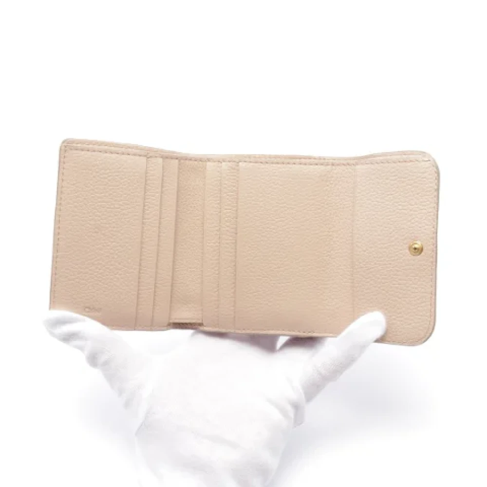 Chloé Pre-owned Leather wallets Beige Dames