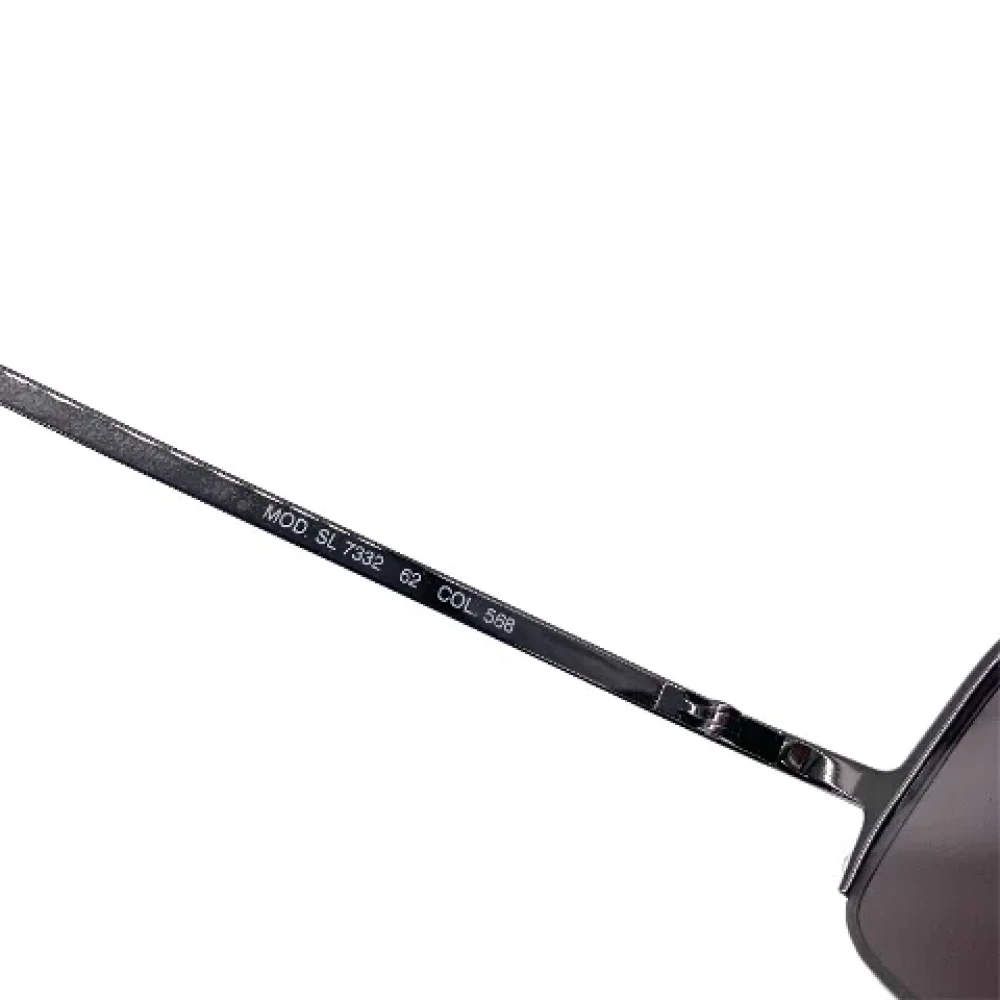 Fendi Vintage Pre-owned Metal sunglasses Gray Dames