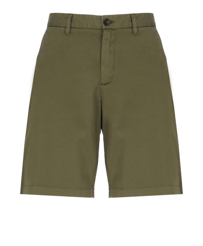 shorts-en-coton-vert-avec-poches