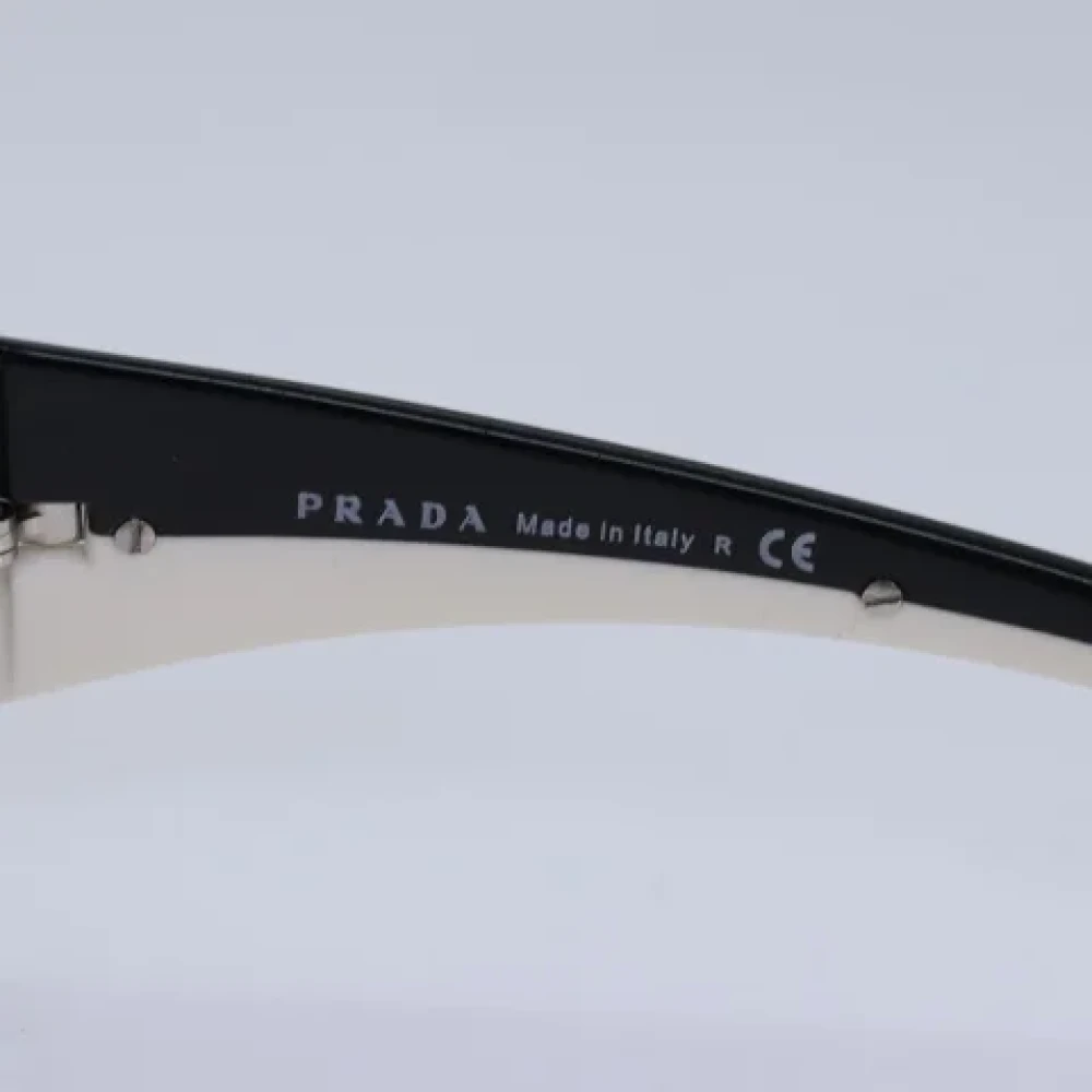 Prada Vintage Pre-owned Metal sunglasses Black Dames