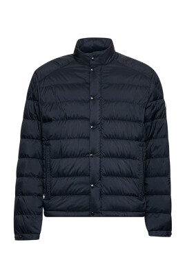 manteau-bleu-en-duvet-avec-col-montant