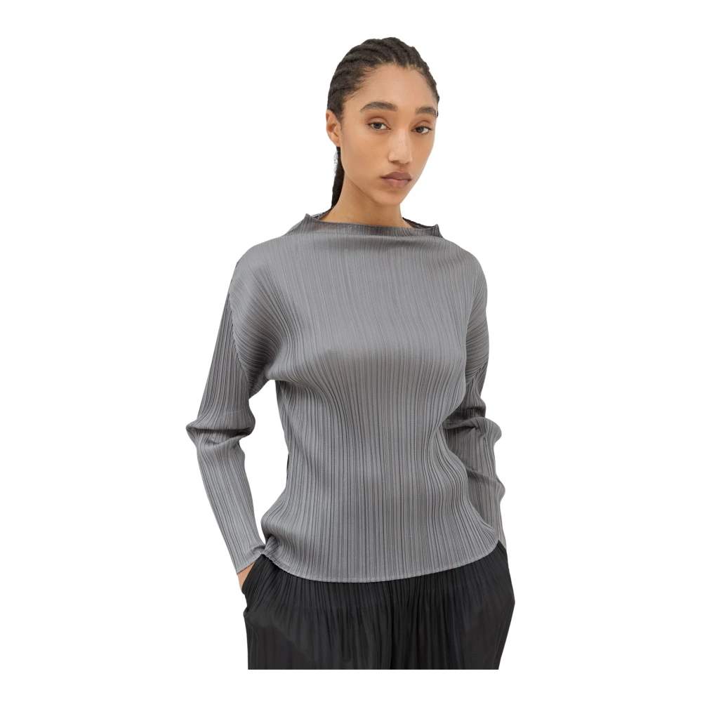 Issey Miyake Geplooide hoge hals lange mouwen top Gray Dames