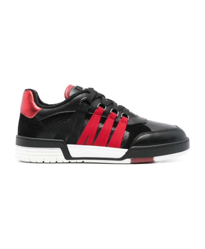 black-sneakers-panelled-design