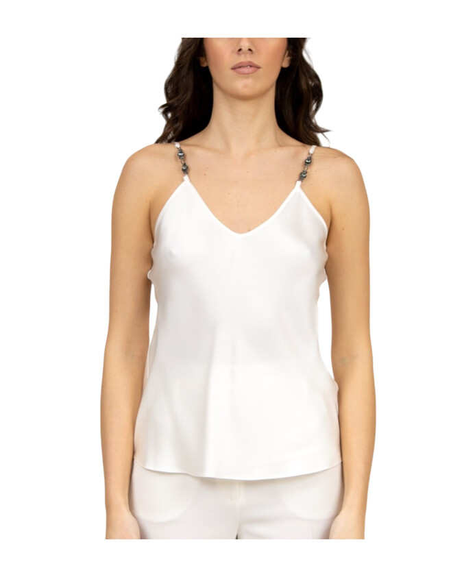 robe-en-satin-avec-decollete-en-v