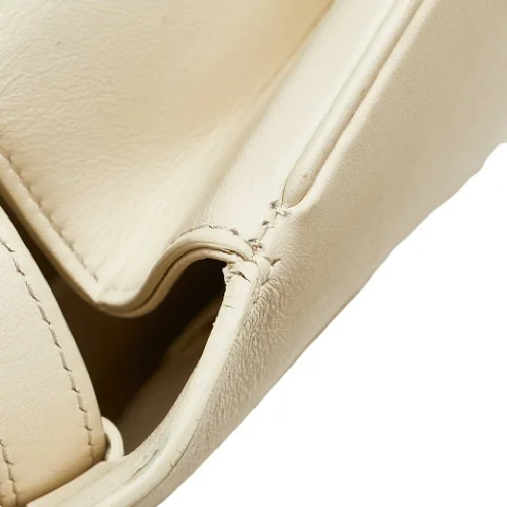 Celine Vintage Pre-owned Leather shoulder-bags White Dames